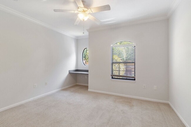 Building Photo - 2152 Portofino Pl