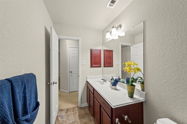 Building Photo - 15010 Calico Heights Ln