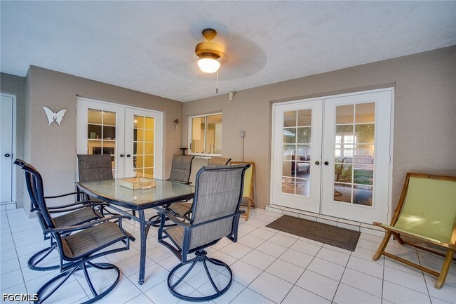 Building Photo - 8831 Banyan Cove Cir