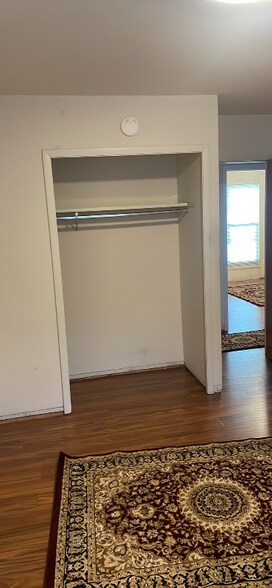 Building Photo - 103 Agate St