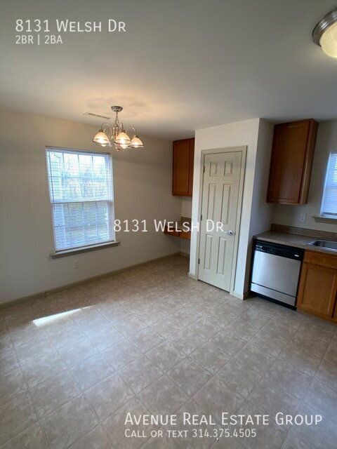 Building Photo - 8131 Welsh Dr