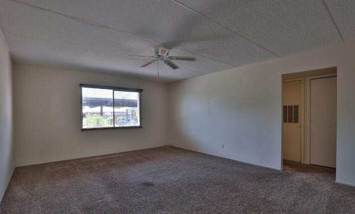 Building Photo - 4201 E Camelback Rd