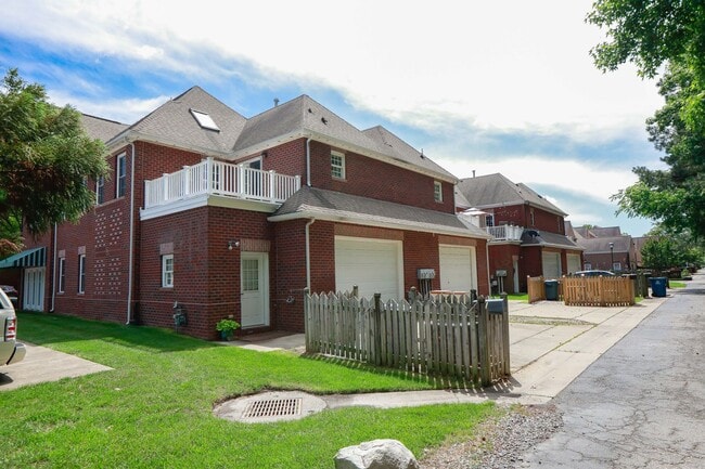 Building Photo - 179 Herman Melville Ave
