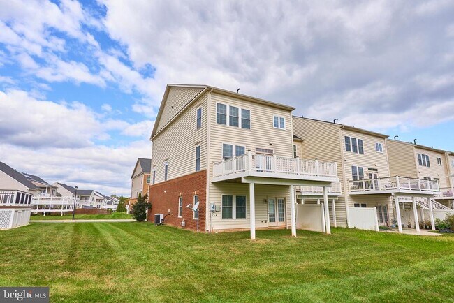 Building Photo - 21276 Hyrst Grove Terrace