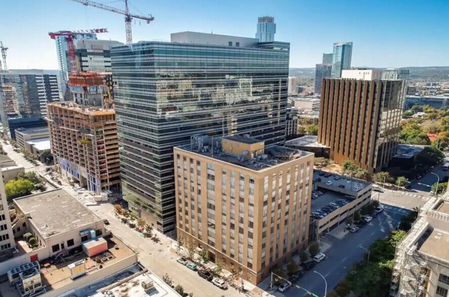 Building Photo - 710 Colorado St
