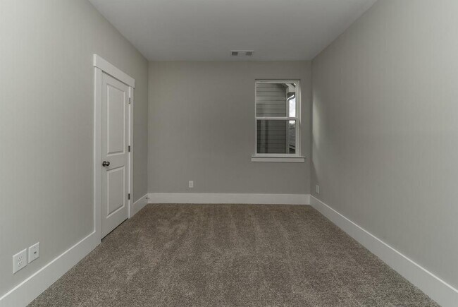 Building Photo - 4006 Glendianne Wy