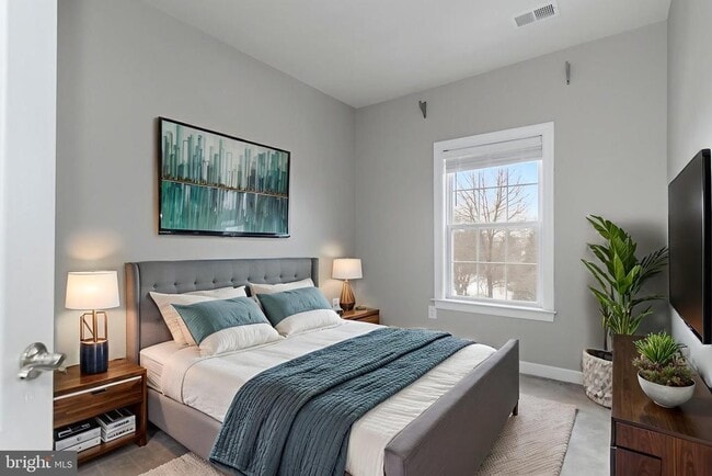 Building Photo - 11545 Cavalier Landing Ct