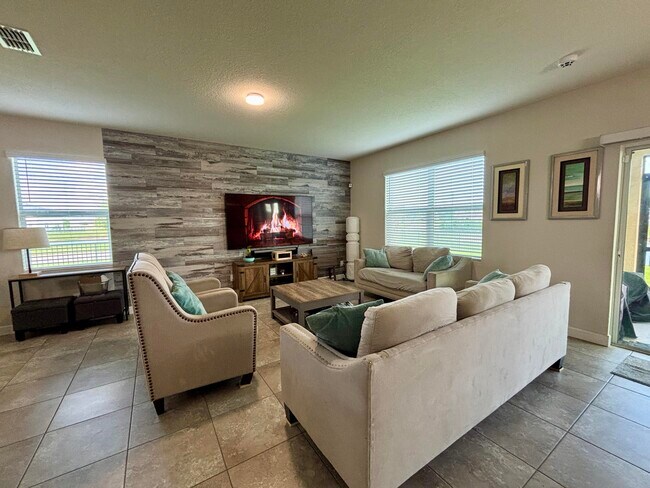 Building Photo - 10736 SW Prato Wy