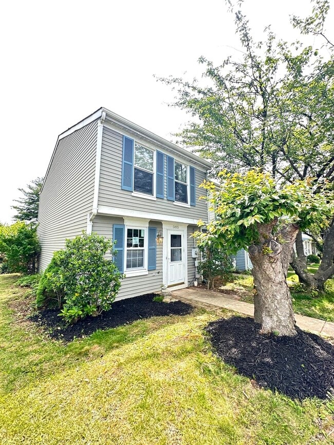 Building Photo - 5815 Whitfield Ct