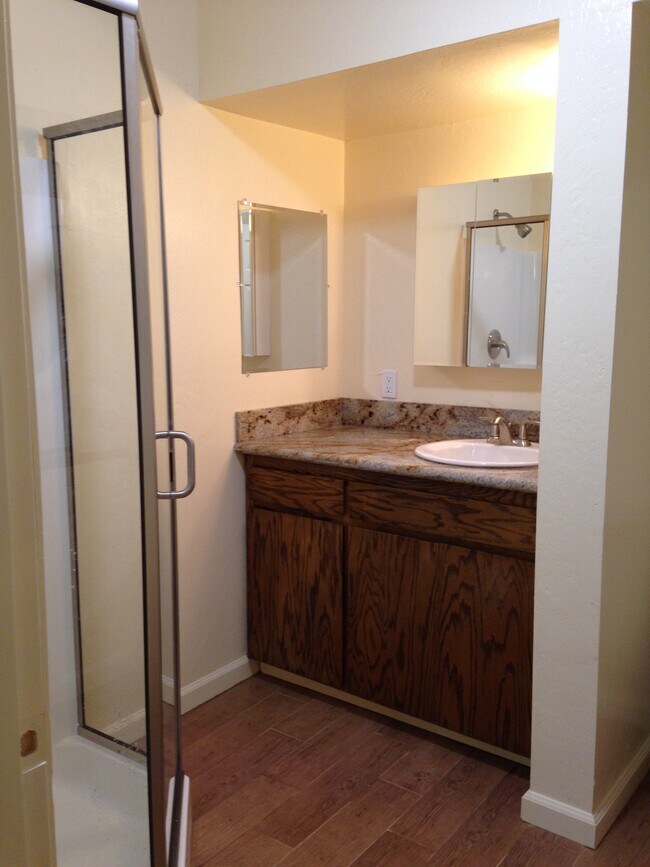 Building Photo - 13975 Wings of Morning Dr