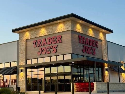 Building Photo - 11006 Desert Springs Cir