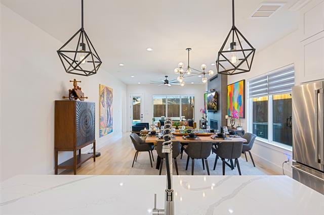 Building Photo - 3111 Hedgerow Dr