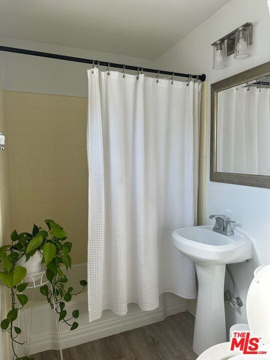 Building Photo - 555 Agate St