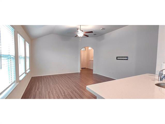 Building Photo - 1413 Trumpet Dr