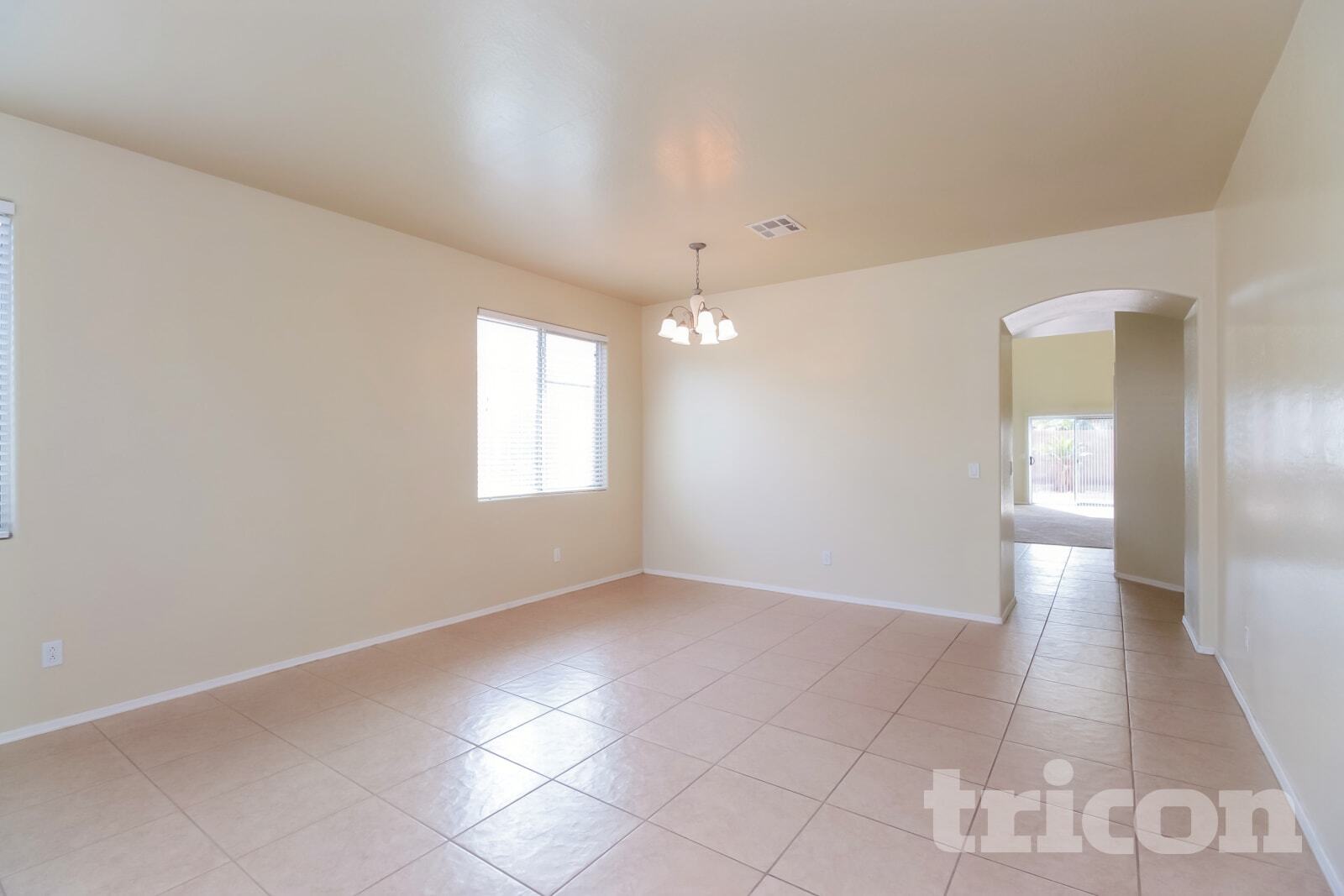 Building Photo - 44369 W Oster Dr