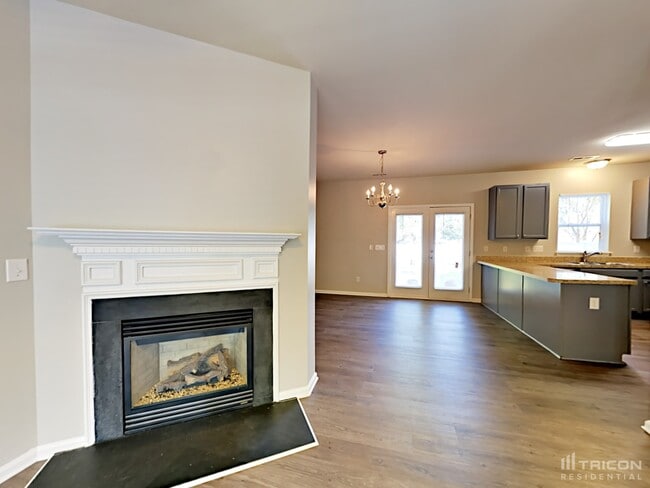 Building Photo - 7839 Baylis Dr