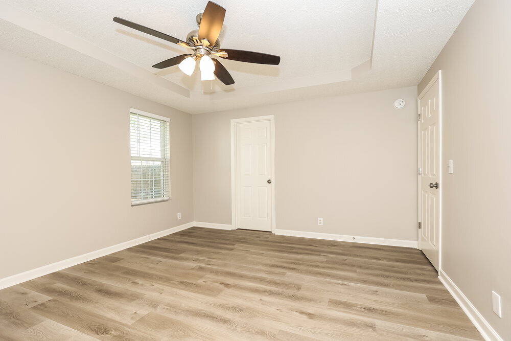 Building Photo - 2728 Painted Pony Dr