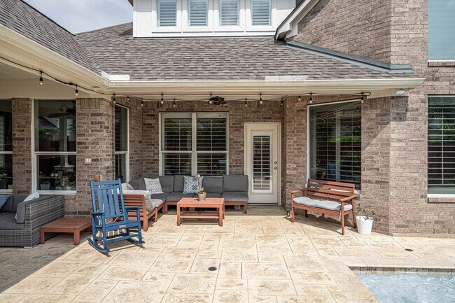 Building Photo - 5907 Ballina Canyon Ln