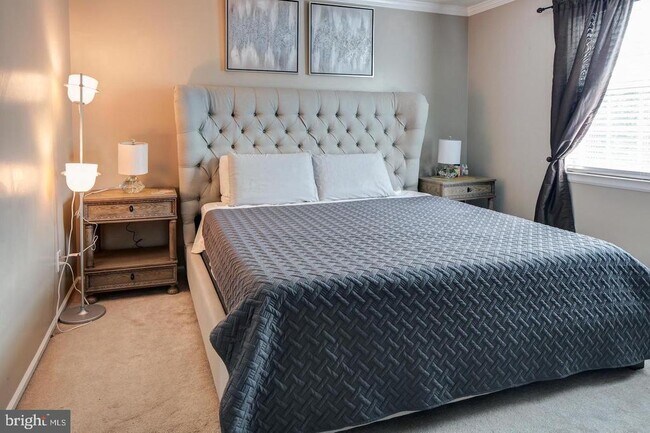 Building Photo - 6351 Wind Rider Way