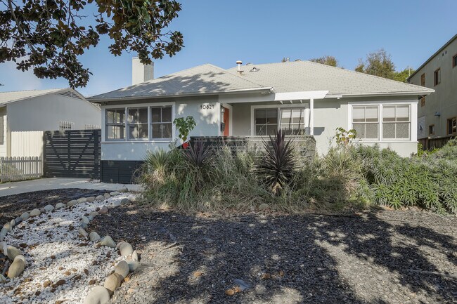 Building Photo - 10821 Cushdon Ave