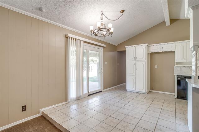 Building Photo - 1060 S Burleson Blvd