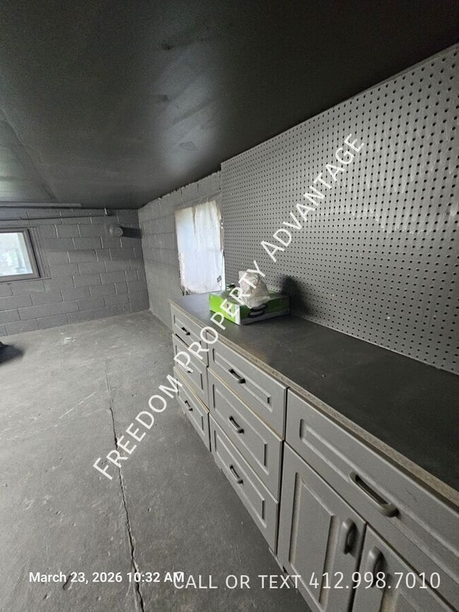 Building Photo - 1920 Idaho St