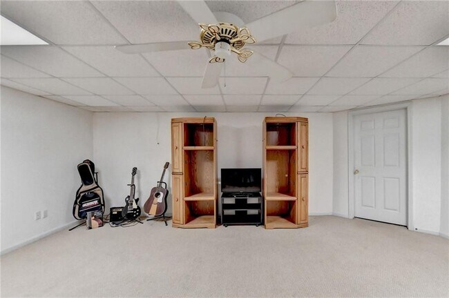 Building Photo - 236 Windy Cir