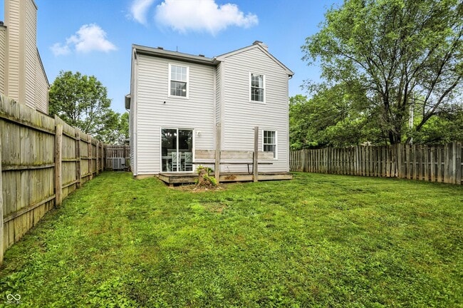 Building Photo - 6495 Titania Dr