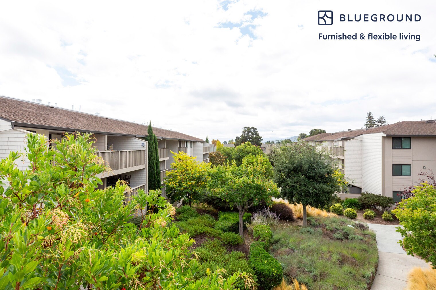 Building Photo - 766 Edgewater Blvd