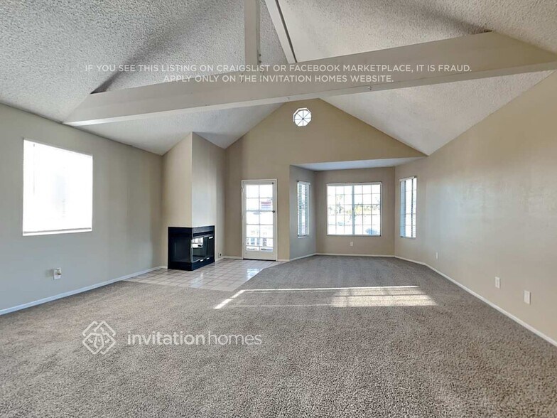 Building Photo - 2666 E Jefferson St