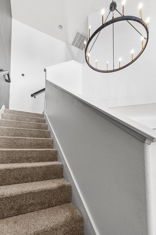 Building Photo - 201 Old Course Rd