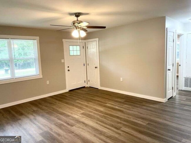 Building Photo - 117 Hill Pine Trail