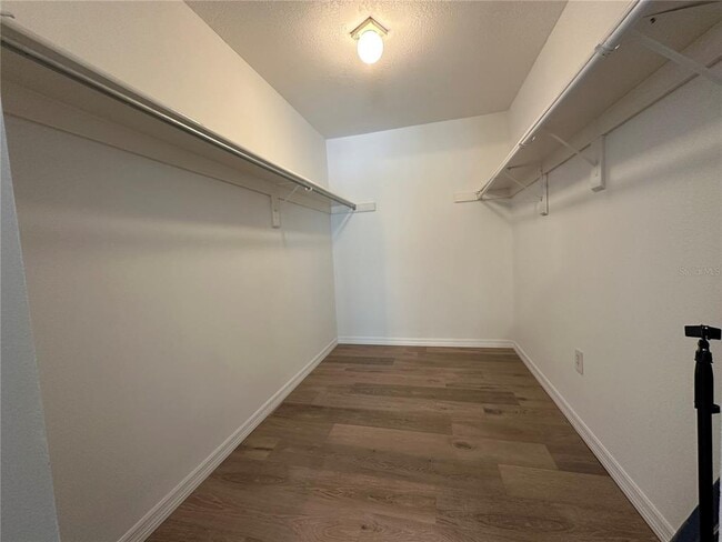 Building Photo - 733 Tropical Cir