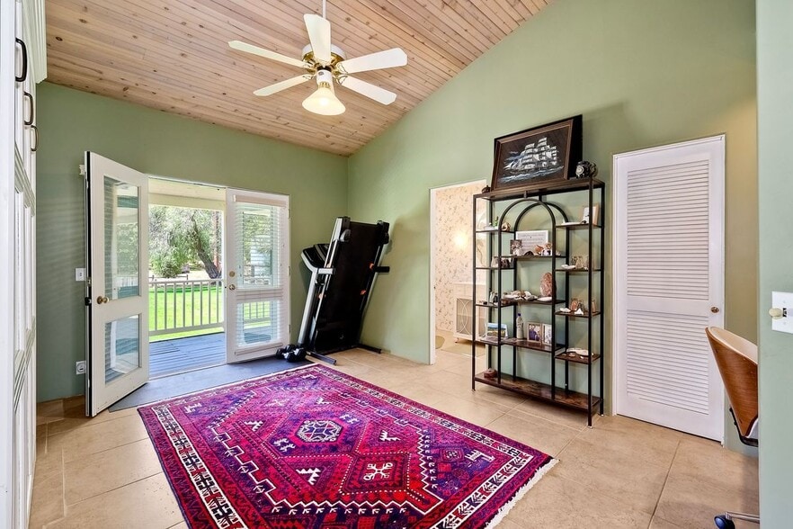 Building Photo - 22242 Little Klondike Rd