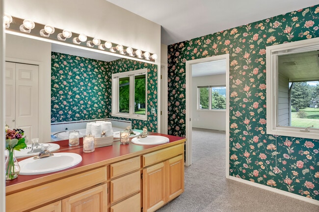 Building Photo - 4605 E Birkdale Ln