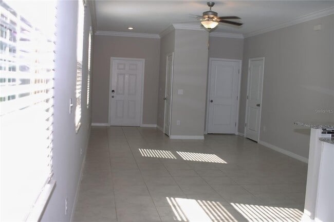 Building Photo - 11871 Dumaine Valley Rd