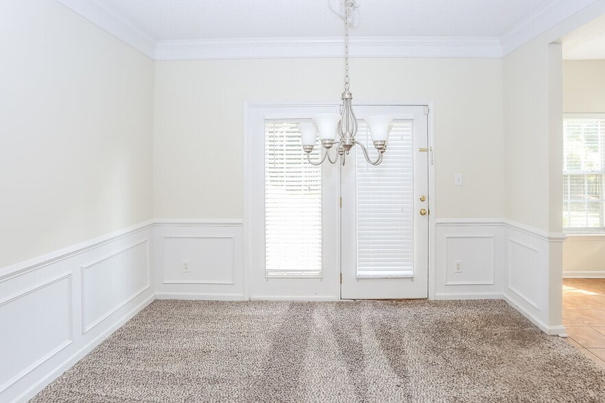 Building Photo - 13012 Woodland Farm Dr