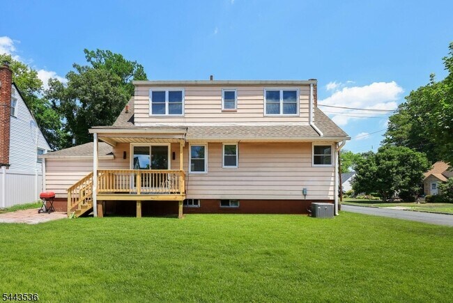 Building Photo - 538 Dietz St