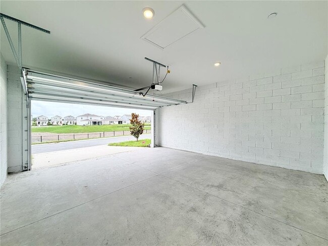 Building Photo - 2132 Rider Rain Ln