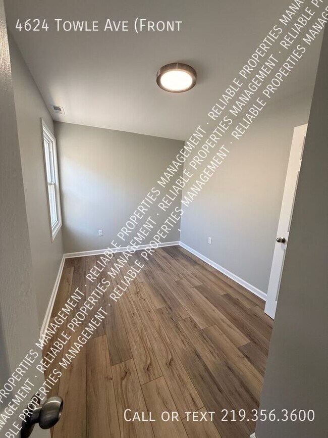 Building Photo - 4624 Towle Ave