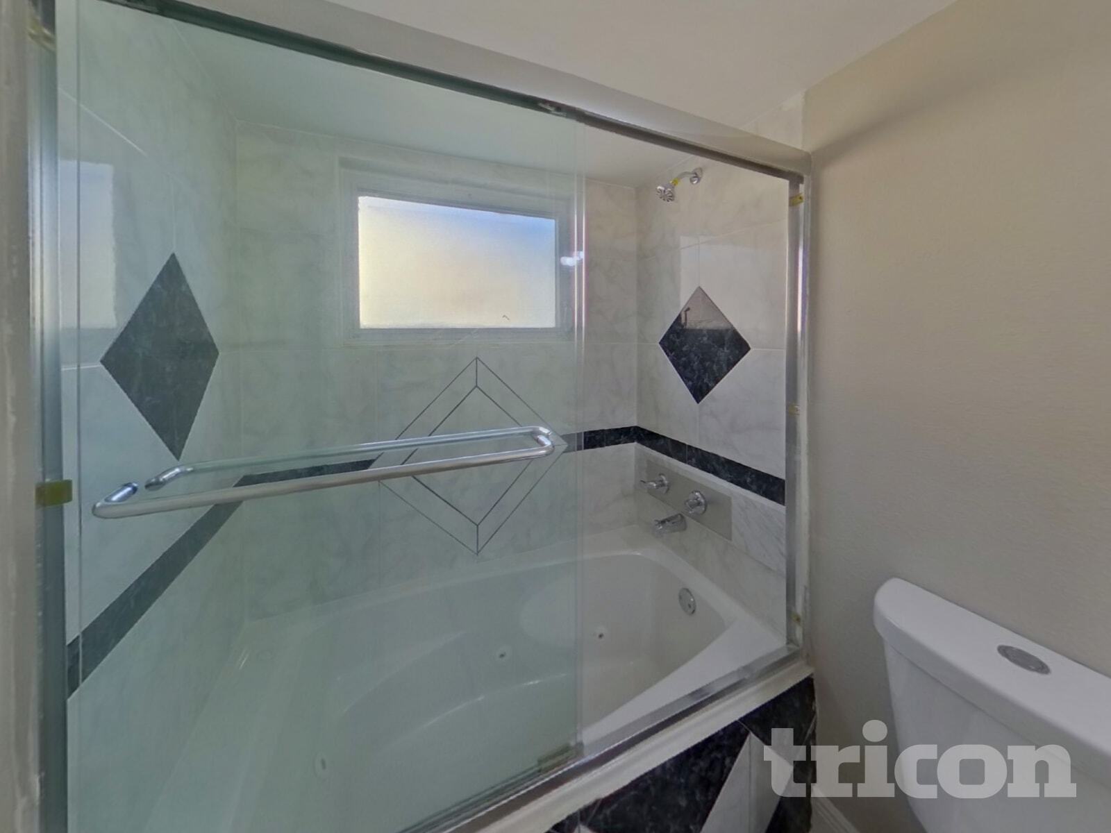 Building Photo - 201 85th Ave N