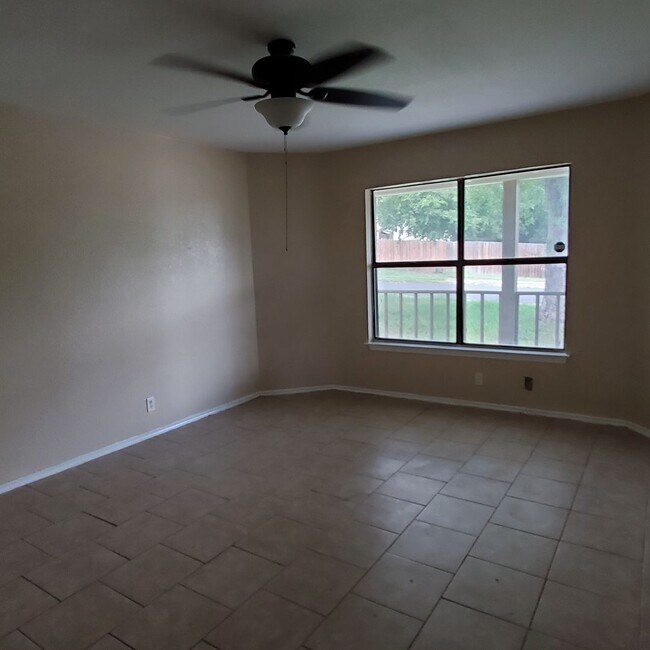 Building Photo - 8686 Ridge Mile, San Antonio, TX. 78239