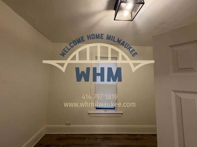 Building Photo - 2720 N Oakland Ave