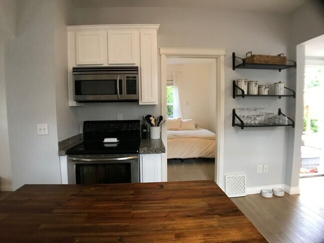 Building Photo - Charming remodeled Bungalow - 2 Bedrooms 1 Bath, 1,104 Sq. Ft.