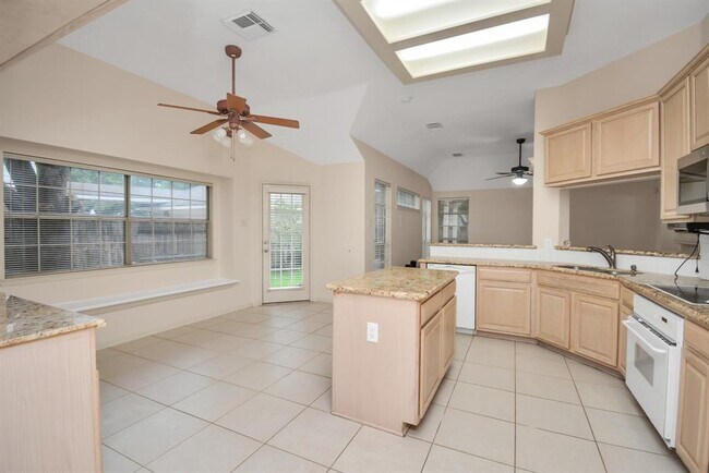 Building Photo - 12538 Castlestone Dr