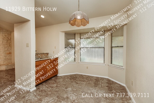 Building Photo - 11929 Bittern Hollow