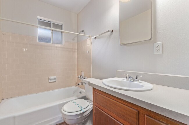 Building Photo - 7153 N 57th Dr