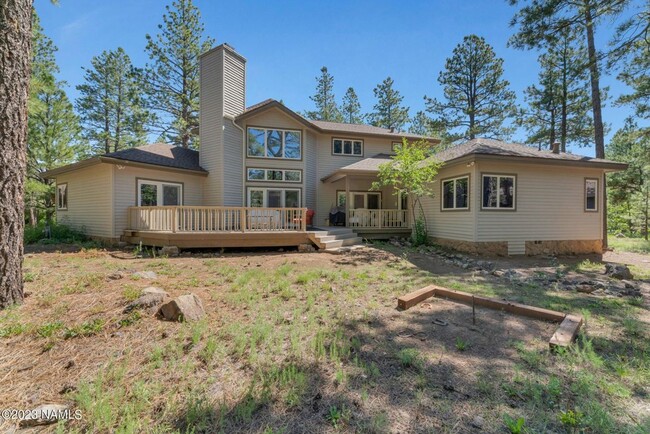 Building Photo - Gorgeous Home In Forest Highlands Gated Co...