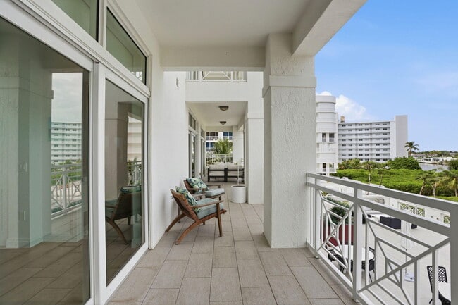 Building Photo - 3200 S Ocean Blvd