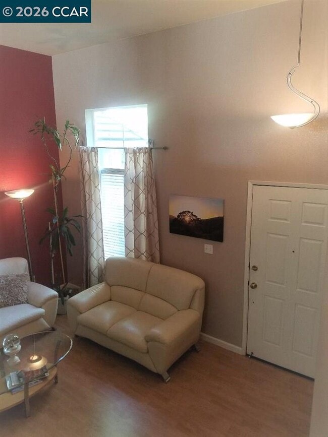 Building Photo - 4764 Central Pky